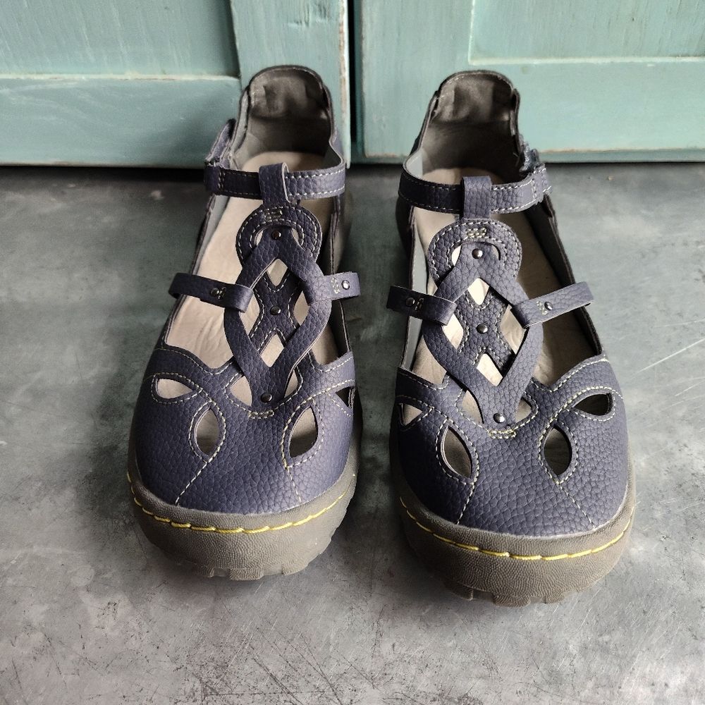 JBU By Jambu Womens 7M Sydney Sandals Dark Grey All-Terrain Hook & Loop Closures